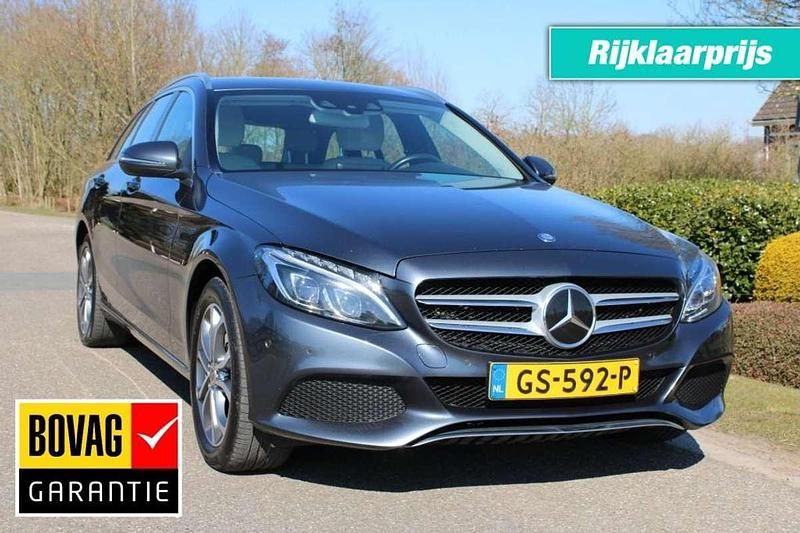 Grijs Occasion 2015 Mercedes C350e Stationwagen | € 13.650 (Iets duurder) - Afbeelding 1/4