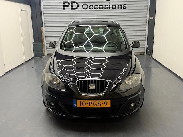 Occasion Seat Altea XL Reference 125 PK (91 kW) 2010 Zwart MPV