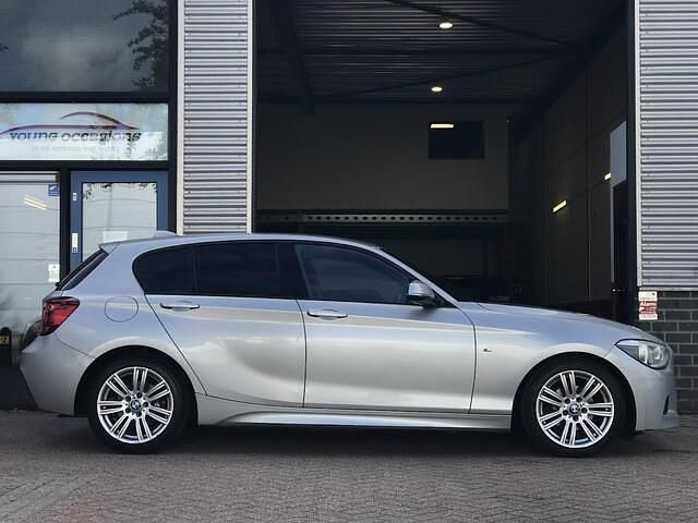 Occasion BMW 116 Executive 136 PK (100 kW) 2014 Grijs Hatchback