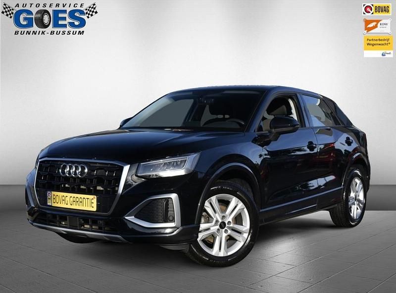 Zwart Gebruikt 2022 Audi Q2 Advanced Plus SUV | € 27.210 (Eerlijke prijs) - Afbeelding 1/4
