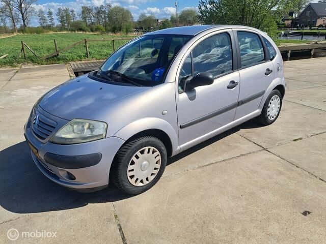 Grijs Gebruikt 2003 Citroën C3 Hatchback | € 1.100 (Goede deal) - Afbeelding 1/4