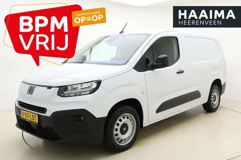 Wit Nieuw 2024 Fiat Doblò S MPV | € 25.859 - Afbeelding 1/4