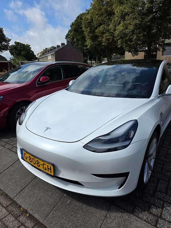 Wit Gebruikt 2019 Tesla Model 3 RWD Sedan | € 16.995 (Goede deal) - Afbeelding 1/4