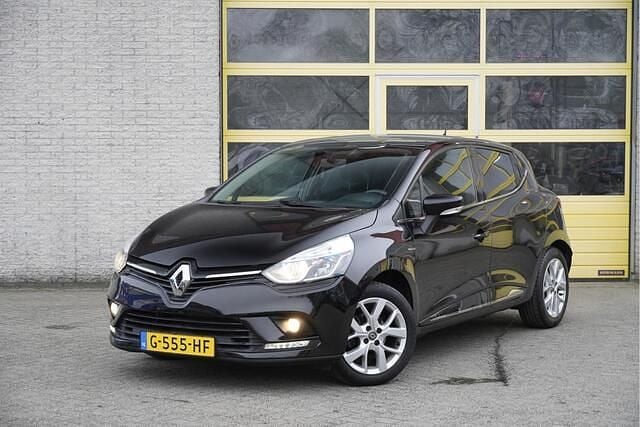 Occasion Renault Clio IV LIMITED 90 PK (66 kW) 2019 Zwart Hatchback