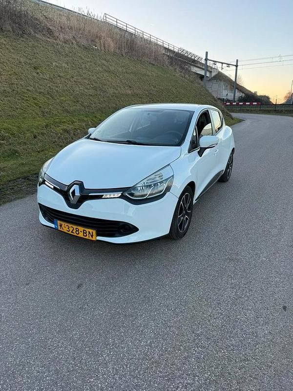 Occasion Renault Clio IV 89 PK (65 kW) 2015