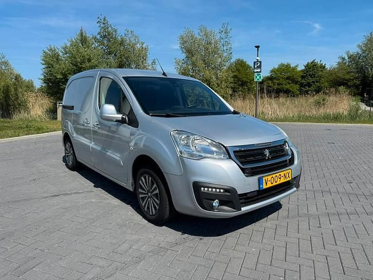 Gebruikt 2018 Peugeot Partner Van | € 10.950 (Iets duurder) - Afbeelding 1/4