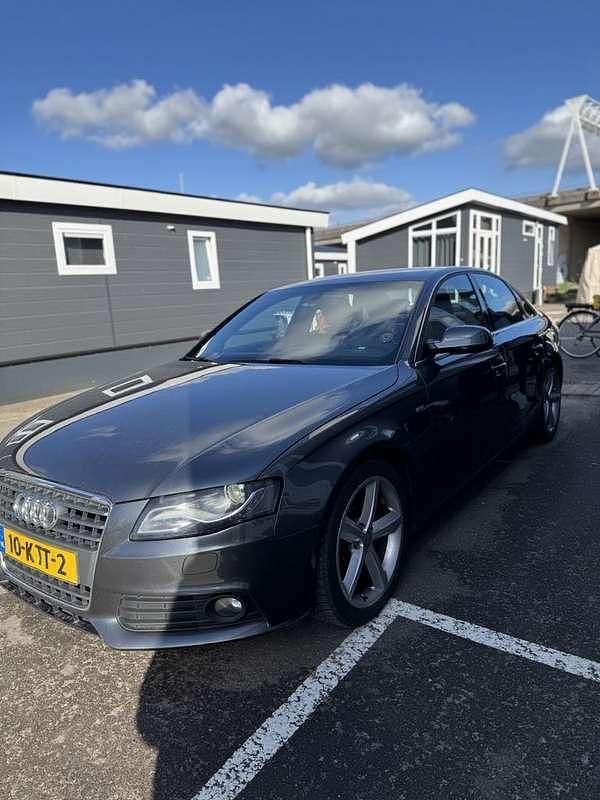 Gebruikt 2010 Audi A4 S-Line Sedan | € 6.000 (Goede deal) - Afbeelding 1/4