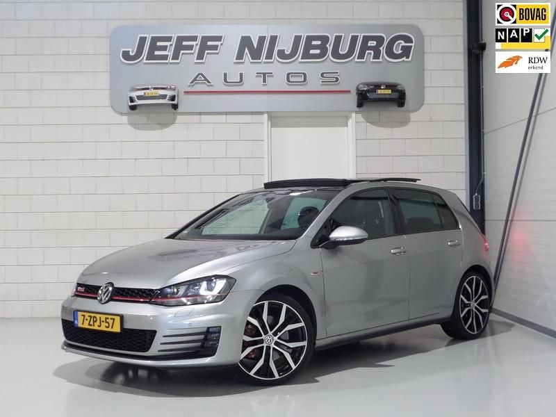 Grijs Gebruikt 2015 VW Golf VII GTI Hatchback | € 17.500 (Eerlijke prijs) - Afbeelding 1/4