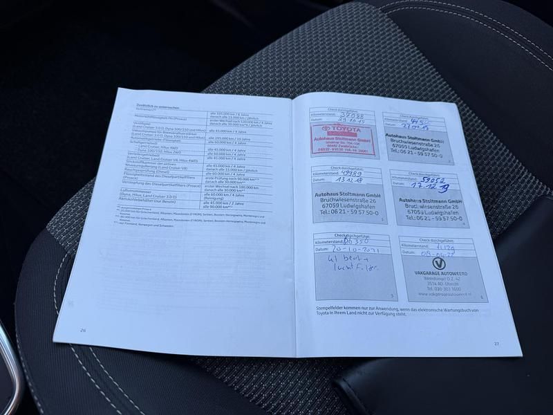 Occasion Toyota Yaris Hybrid 2021 Wit Hatchback