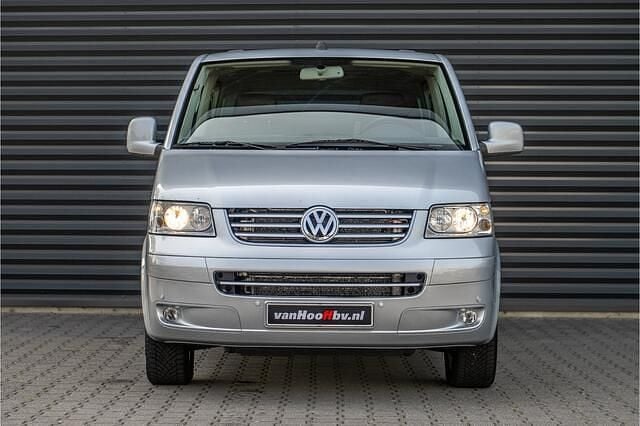 Occasion VW Multivan Edition 131 PK (96 kW) 2007 Zilver Van
