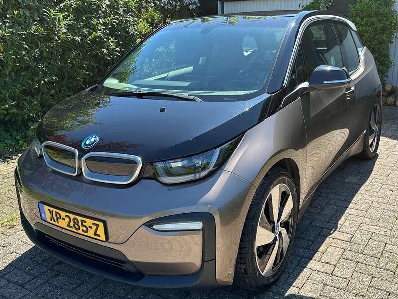 Brons Gebruikt 2019 BMW i3 Basis Hatchback | € 18.750 (Iets duurder) - Afbeelding 1/4