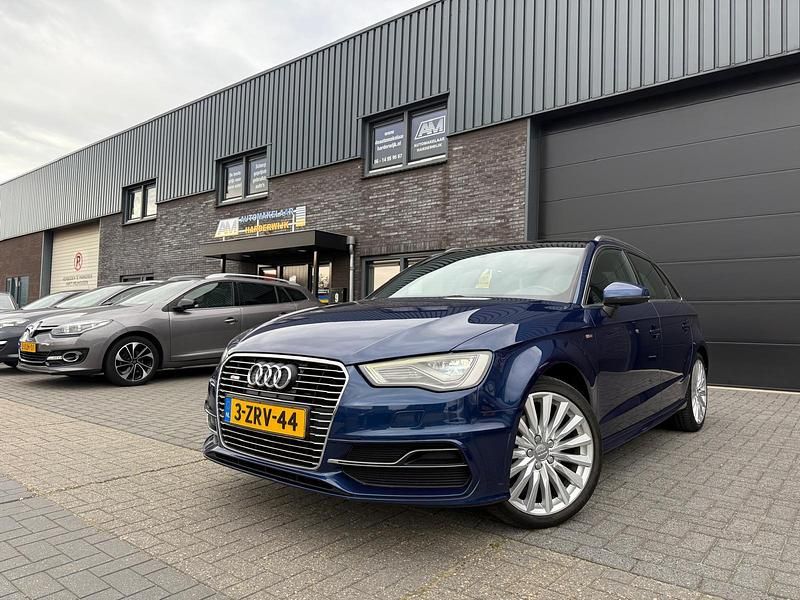 Occasion Audi A3 Sportback e-tron Ambition 2015 Blauw Hatchback
