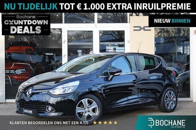 Sterzwart gne Gebruikt 2015 Renault Clio IV Night&Day Hatchback | € 7.950 (Eerlijke prijs) - Afbeelding 1/4