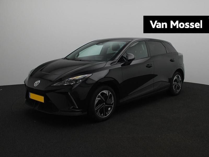 Zwart Gebruikt 2023 MG MG4 EV Luxury Hatchback | € 21.444 (Goede deal) - Afbeelding 1/4