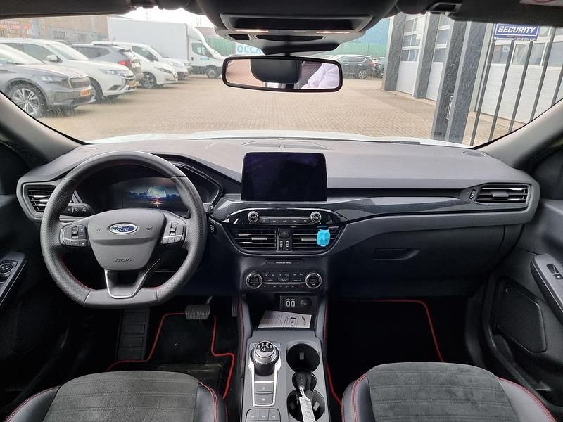 Occasion Ford Kuga ST-Line 2024 Wit SUV