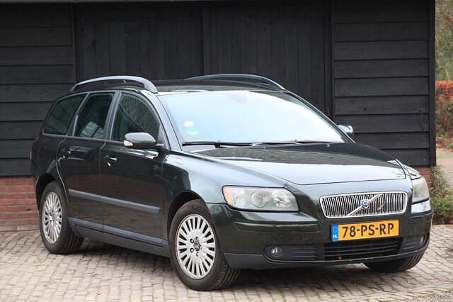 Groen Gebruikt 2004 Volvo V50 Kinetic Stationwagen | € 2.375 (Eerlijke prijs) - Afbeelding 1/4