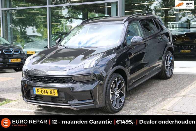 Zwart, metallic lak Gebruikt 2022 Lynk & Co 01 SUV | € 22.795 (Eerlijke prijs) - Afbeelding 1/4