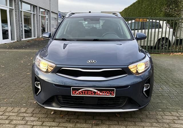 Occasion Kia Stonic Comfort 84 PK (61 kW) 2021 Blauw (metallic) SUV