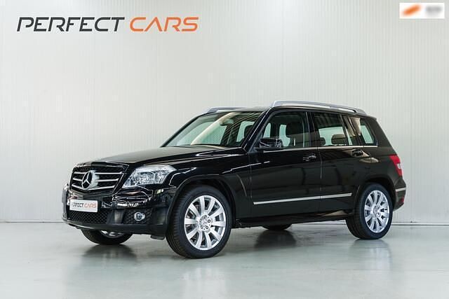 Zwart Occasion 2009 Mercedes GLK300 SUV | € 21.500 - Afbeelding 1/4