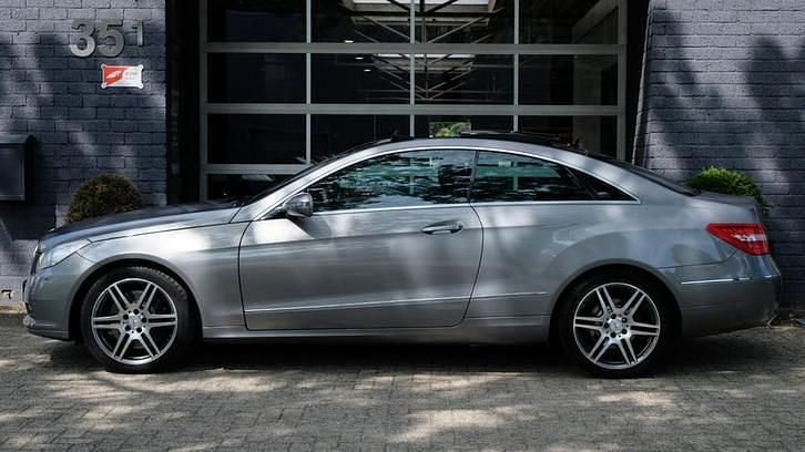 Occasion Mercedes E500 Avantgarde 388 PK (285 kW) 2009 Grijs Coupé