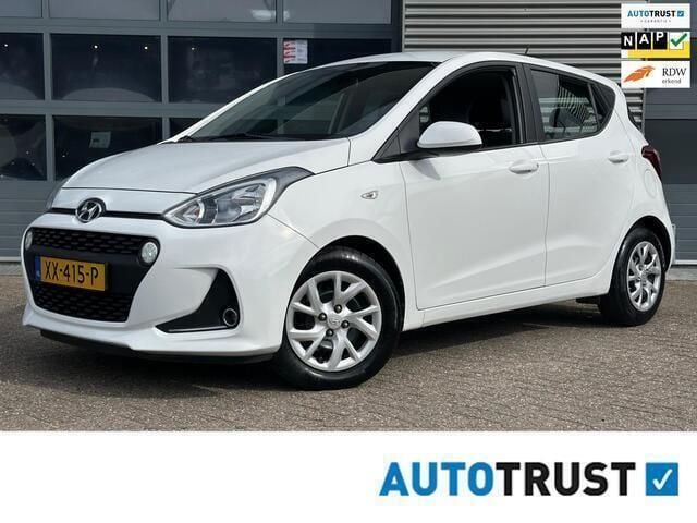 Wit Gebruikt 2019 Hyundai i10 Comfort Hatchback | € 9.499 (Eerlijke prijs) - Afbeelding 1/4