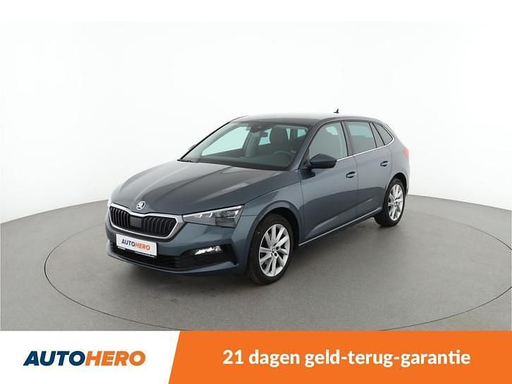 Grijs (metallic) Gebruikt 2019 Skoda Scala Business Line Hatchback | € 12.849 (Eerlijke prijs) - Afbeelding 1/4