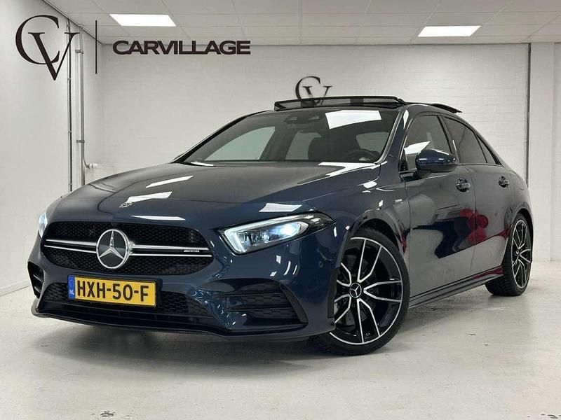 Blauw Gebruikt 2020 Mercedes A35 AMG AMG Sedan | € 41.945 (Eerlijke prijs) - Afbeelding 1/4