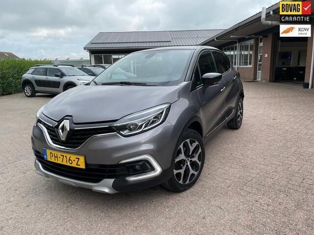 Grijs Gebruikt 2017 Renault Captur Intens SUV | € 11.400 (Eerlijke prijs) - Afbeelding 1/4