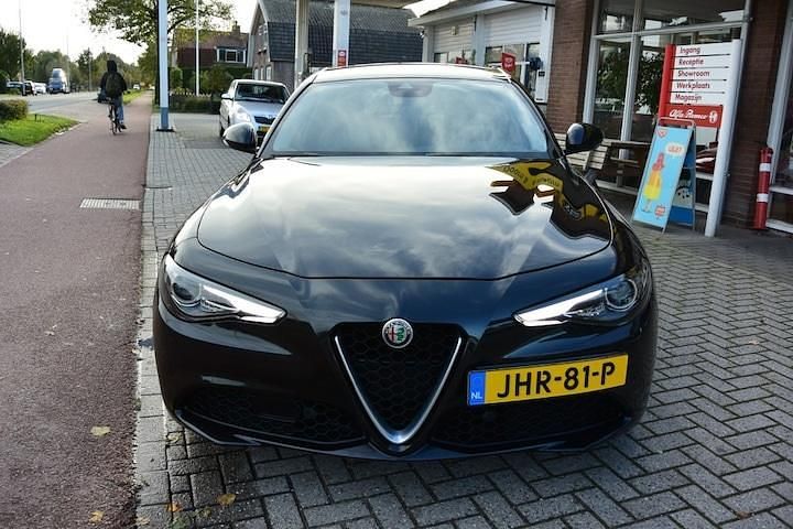 Occasion Alfa Romeo Giulia Super 200 PK (147 kW) 2017 Zwart Sedan