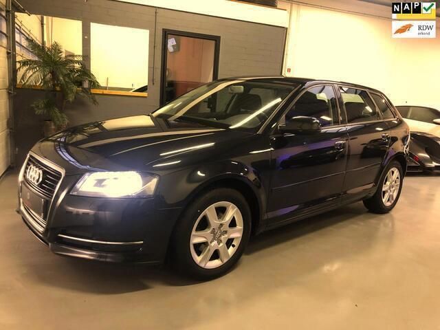 Zwart Gebruikt 2012 Audi A3 Sportback Hatchback | € 8.499 (Eerlijke prijs) - Afbeelding 1/4