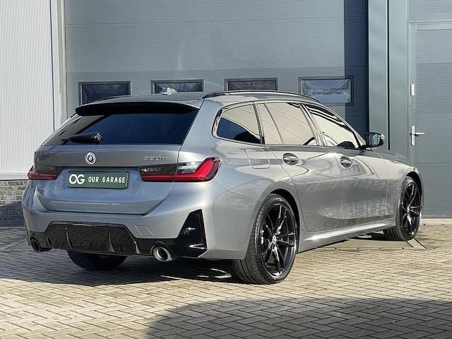 Occasion BMW 320e M Sport 2022 Grijs (metallic) Stationwagen
