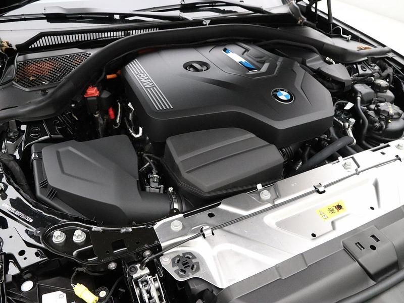 Occasion BMW 330e 184 PK (135 kW) 2025 Zwart Stationwagen