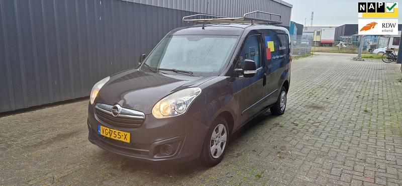 Gebruikt 2014 Opel Combo Sedan | € 1.745 (Super prijs) - Afbeelding 1/4