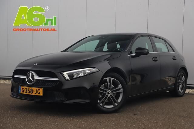 Zwart Gebruikt 2019 Mercedes A160 Advantage Hatchback | € 20.900 (Eerlijke prijs) - Afbeelding 1/4