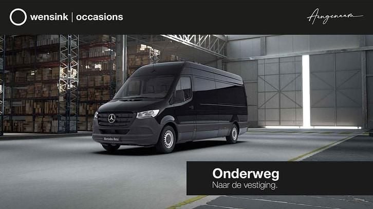Zwart (metallic) Gebruikt 2024 Mercedes Sprinter Van | € 37.850 (Super prijs) - Afbeelding 1/4