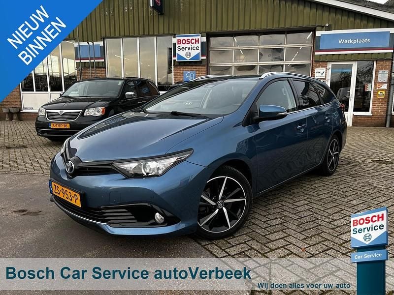 Blauw Gebruikt 2019 Toyota Auris Hybrid Stationwagen | € 18.990 (Eerlijke prijs) - Afbeelding 1/4