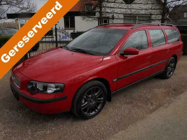 Rood Gebruikt 2003 Volvo V70 Stationwagen | € 17.500 - Afbeelding 1/4