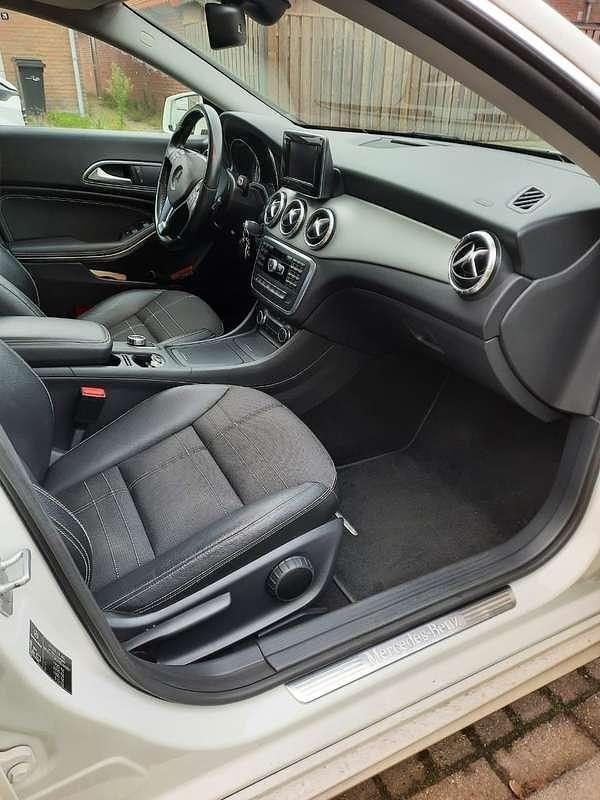 Occasion Mercedes CLA200 Prestige 156 PK (114 kW) 2014 Wit Sedan