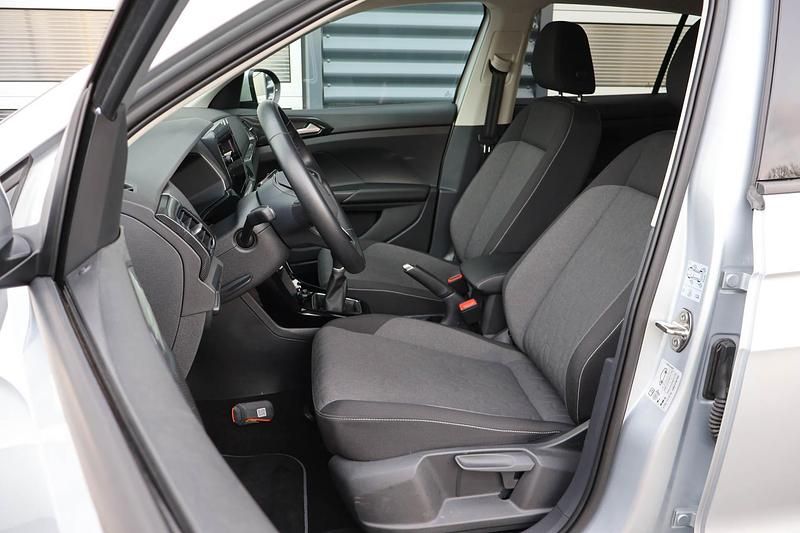 Occasion VW T-Cross Edition 116 PK (85 kW) 2025 Grijs SUV