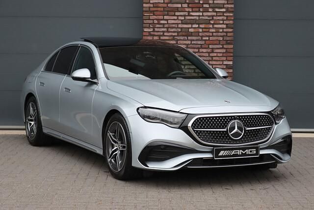 Occasion Mercedes E220 AMG line 200 PK (147 kW) 2024 Zilver Sedan