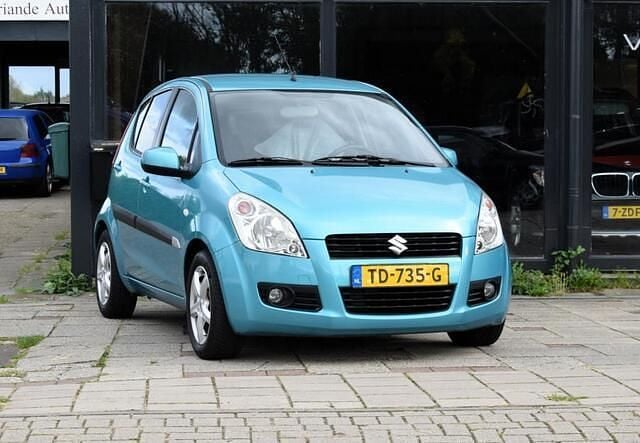 Blauw Occasion 2011 Suzuki Splash Exclusive Hatchback | € 6.950 (Eerlijke prijs) - Afbeelding 1/4