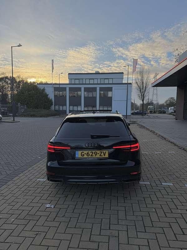 Occasion Audi A4 S-Line 190 PK (139 kW) 2020 Zwart Stationwagen