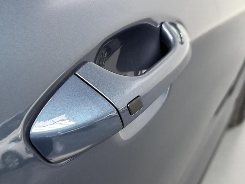 Occasion Kia Stonic GT-Line 101 PK (74 kW) 2023 Blauw SUV