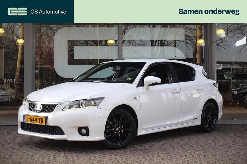 Occasion Lexus CT200h Business Edition 2020 Wit Hatchback