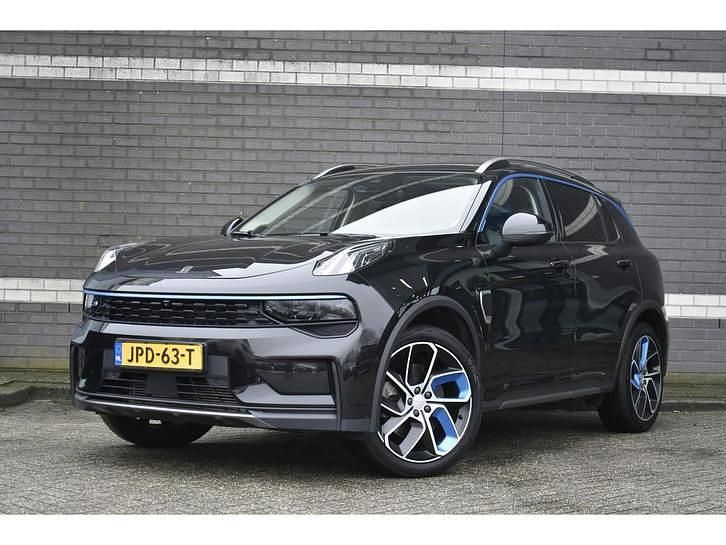 Occasion Lynk & Co 01 261 PK (191 kW) 2023 Zwart SUV