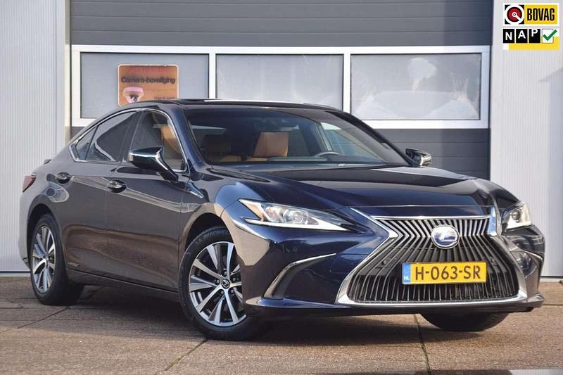 Blauw Occasion 2020 Lexus ES300 Business Edition Sedan | € 31.900 (Super prijs) - Afbeelding 1/4