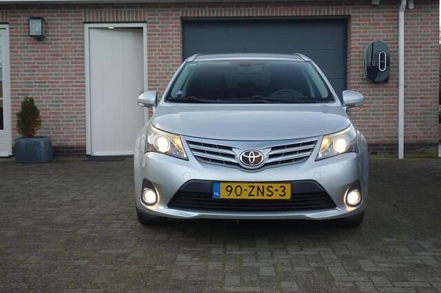 Occasion Toyota Avensis Business Edition 147 PK (108 kW) 2013 Grijs (metallic) Stationwagen