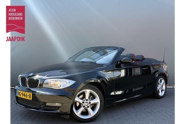 Zwart Gebruikt 2009 BMW 118 Cabriolet Executive Cabriolet | € 7.444 (Eerlijke prijs) - Afbeelding 1/3