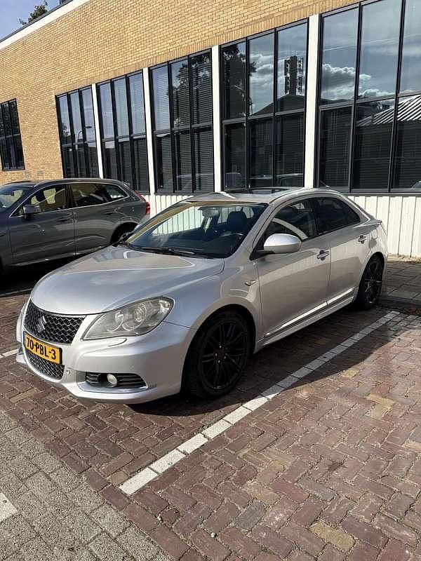 Occasion Suzuki Kizashi Sport 178 PK (130 kW) 2011 Grijs Sedan