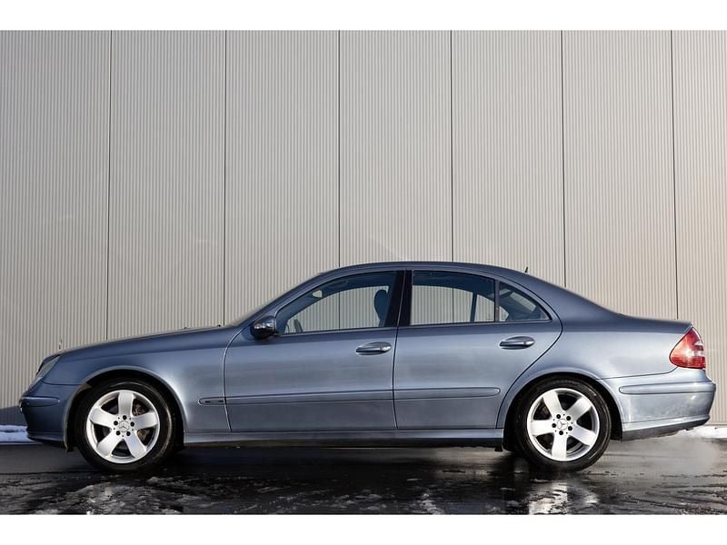Occasion Mercedes E320 Avantgarde 225 PK (165 kW) 2004 Blauw Sedan